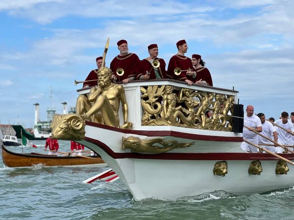 Festa Della Sensa Domenica Venezia Rinnova Lo Sposalizio Con Il Mare E