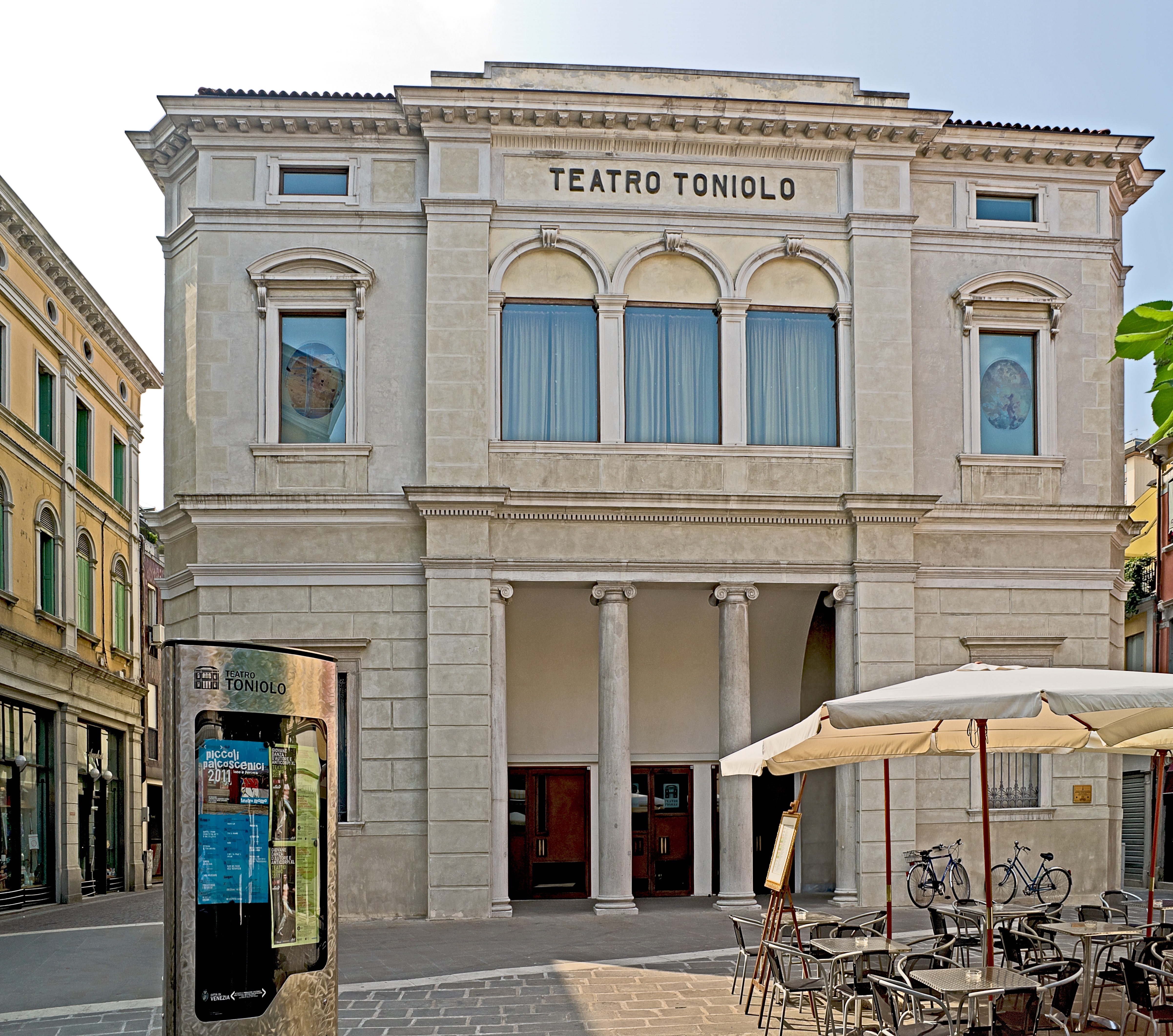 teatro toniolo