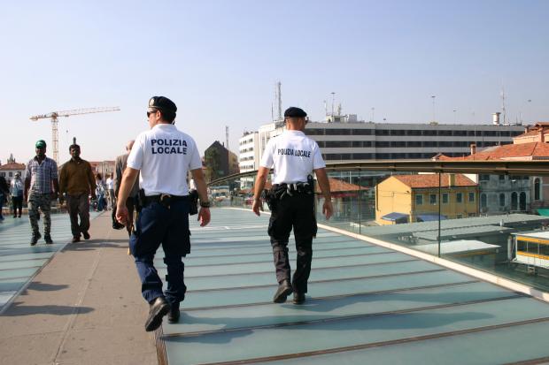 Polizia Locale su ponte costituzione