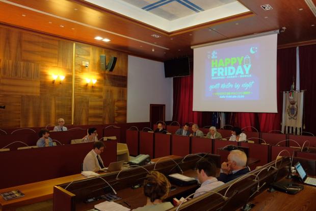 conferenza stampa Happy Friday