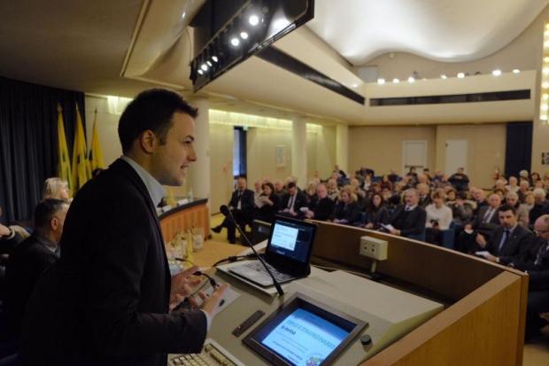 un momento dell'intervento di Venturini