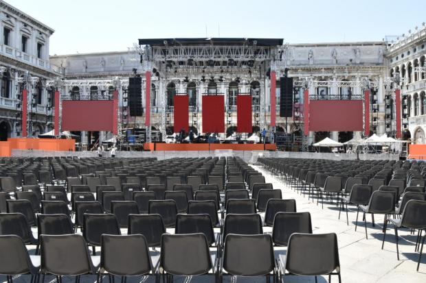 Il palco dell'evento