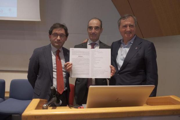 la firma del documento