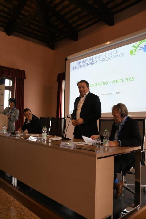 un momento dell'intervento di De Martin
