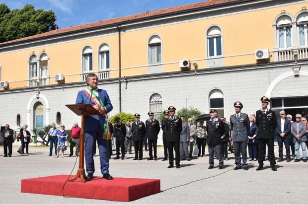 un momento del discorso del sindaco
