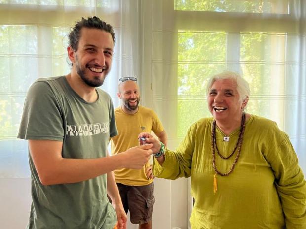 un momento della consegna delle chiavi