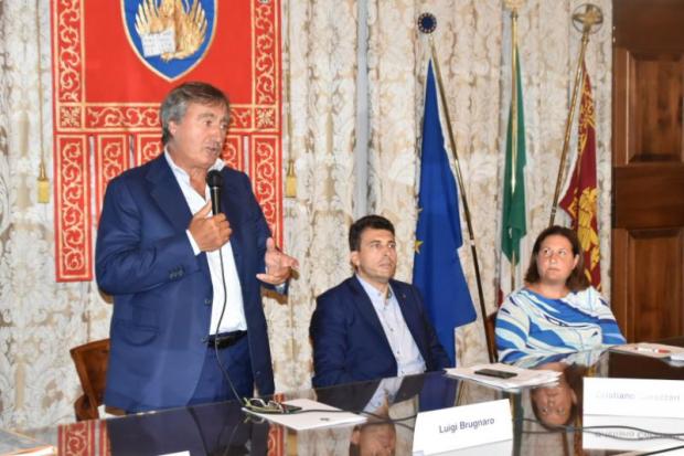 un momento della conferenza stampa