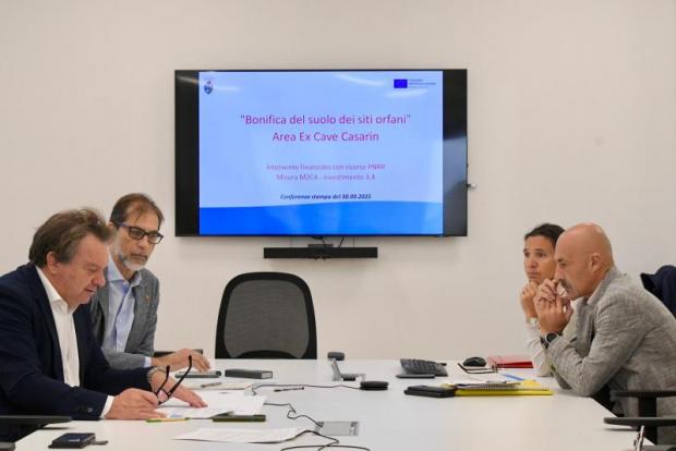 un momento della conferenza stampa
