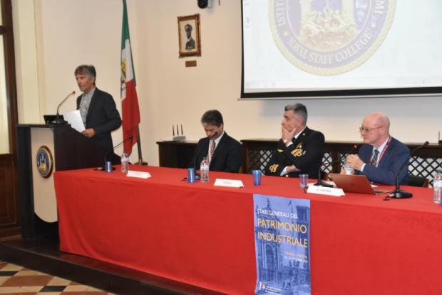 un momento dell'intervento di Crovato