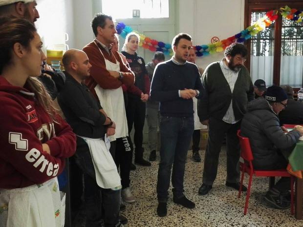 un momento del pranzo