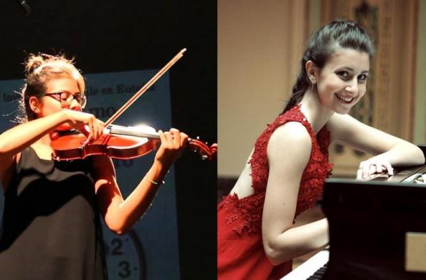 Composizione: a sx una violinista mentre suona, a dx una pianista seduta e appoggiata al suo strumento