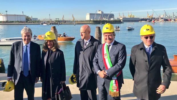 Paolo Gentiloni, Luigi Brugnaro
