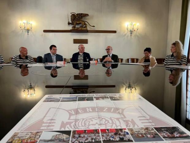 Presentazione calendario gondolieri