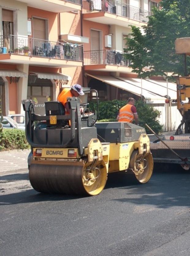 lavori di asfaltatura