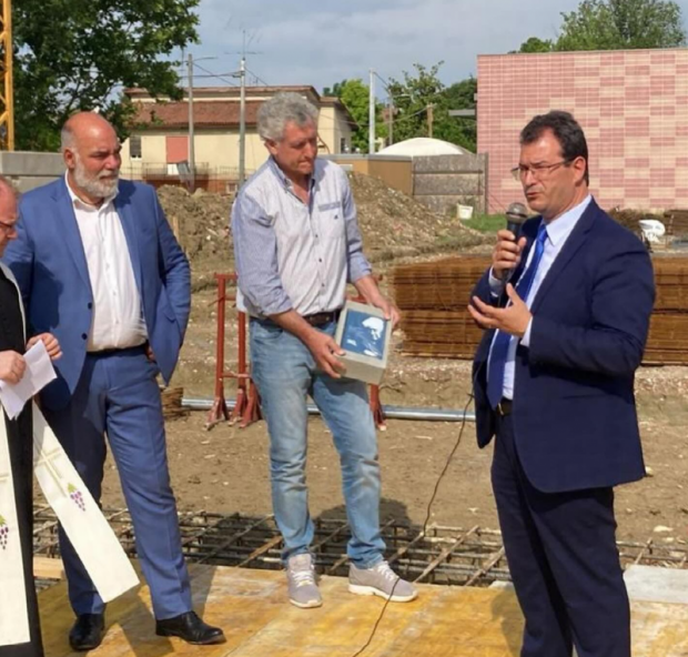 Assessore Boraso cerimonia posa prima pietra Centro Don Vecchi