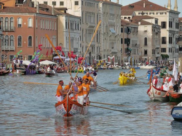 Caorline a sei remi