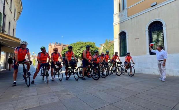 Ciclisti senza frontiere De Martin