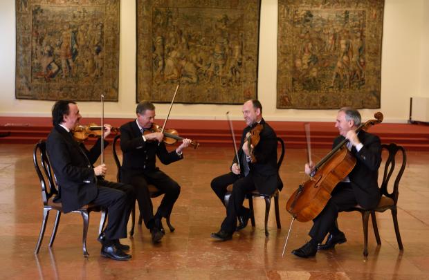 Io sono Musica: martedì 20 novembre al Toniolo protagonista è il Quartetto  di Venezia per narrare i quartetti di Ludvig Van Beethoven | Comune di  Venezia - Live - Le notizie di