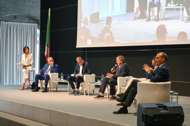 Convegno sindaco Brugnaro