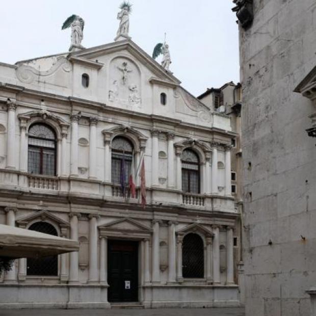 Facciata della Scuola Grande di San Fantin, sede dell'Ateneo Veneto