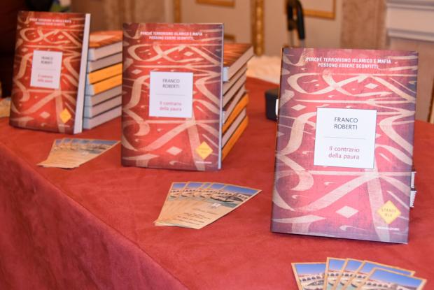 libro presentato