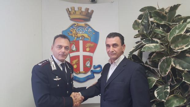 L'assessore D'Este con il comandante provinciale dei Carabinieri, Claudio Lunardo