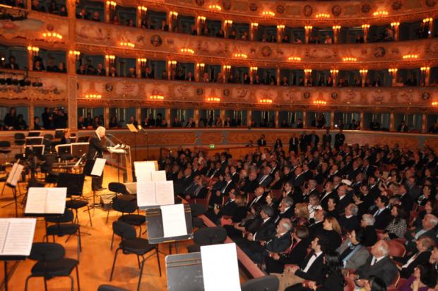 Interno teatro
