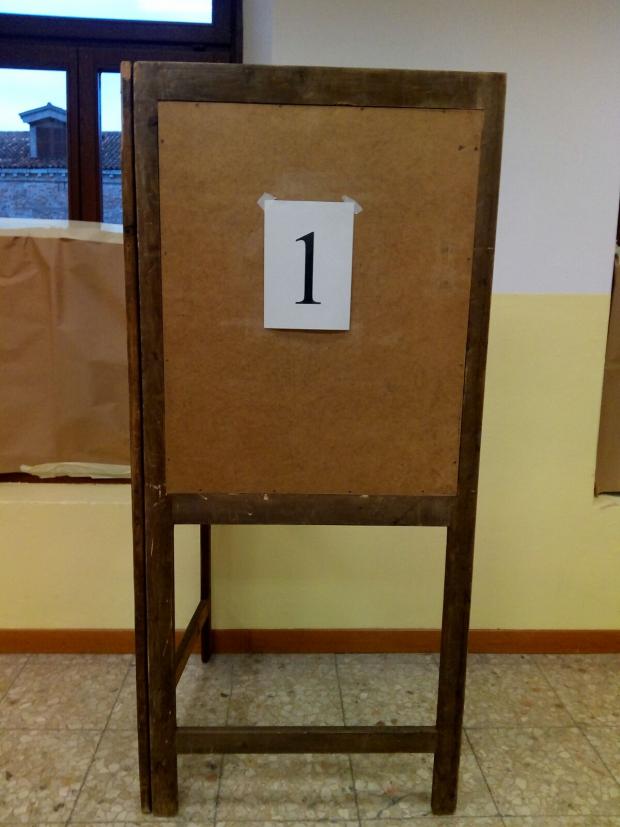 Cabina elettorale