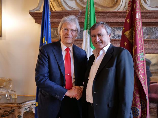 Sindaco Brugnaro e ambasciatore Razov
