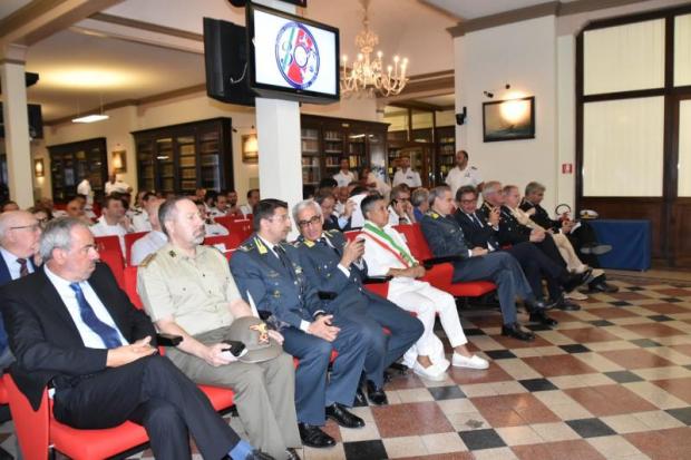 Vicesindaco Colle tra il pubbilco