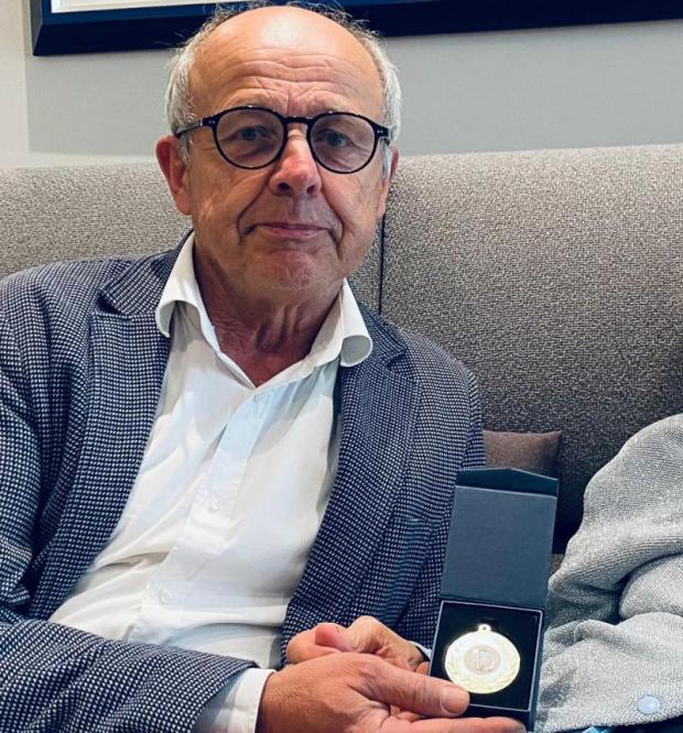 Presidente Pasqualetto incontra centenaria