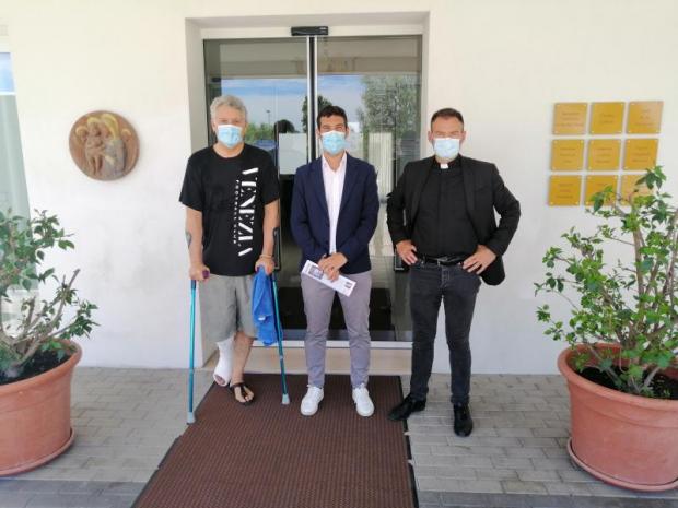 Il vicesindaco Tomaello in visita al centro don Vecchi