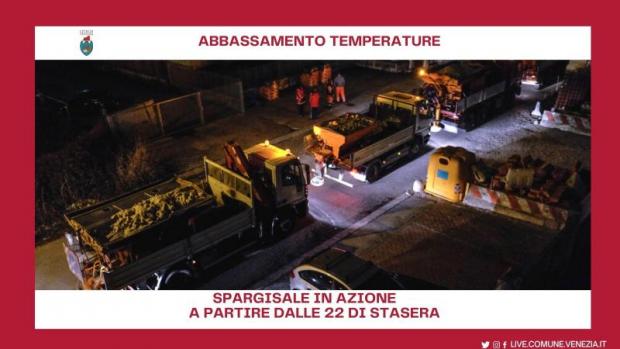Messaggio di allerta neve e spargisale in funzione