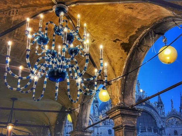 Lampadari in Piazza San Marco