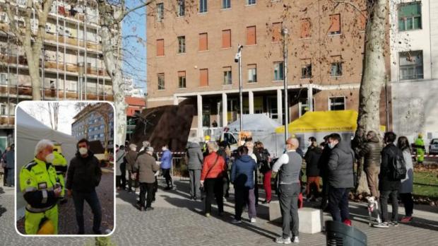 Screening in piazza