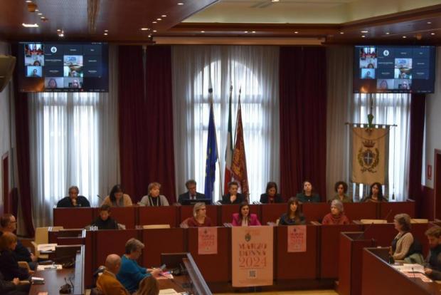 Marzo Donna