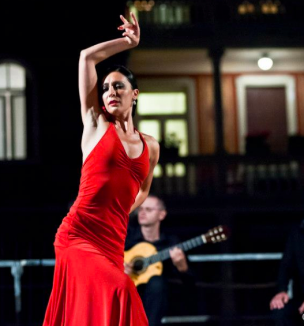 donna che balla flamenco