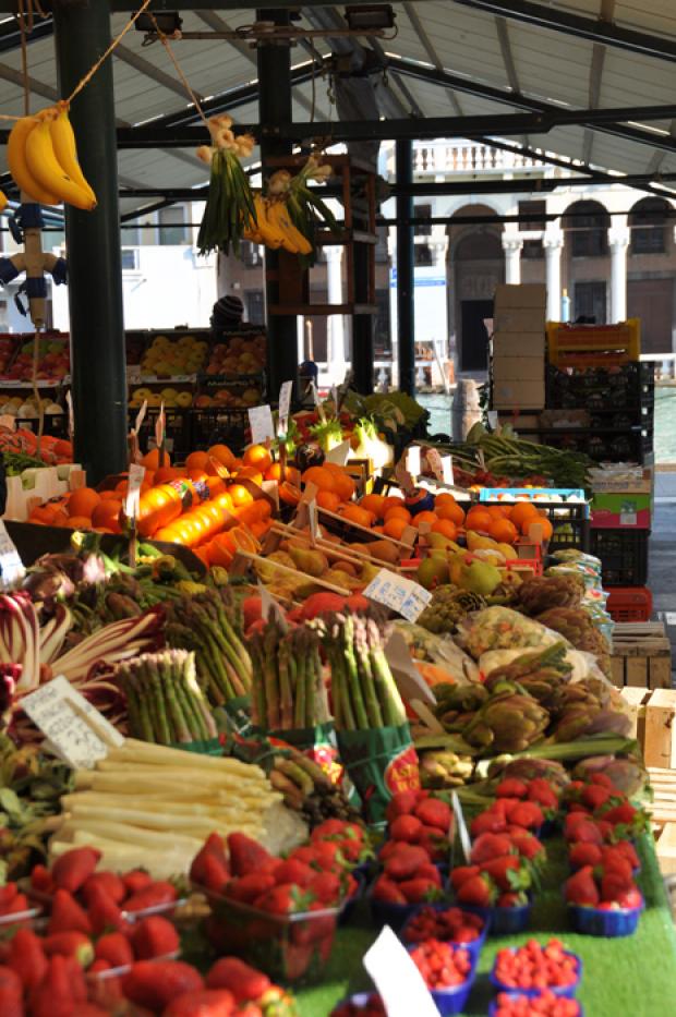 Frutta e verdura al mercato