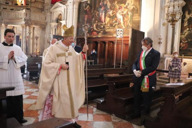 Sindaco e patriarca
