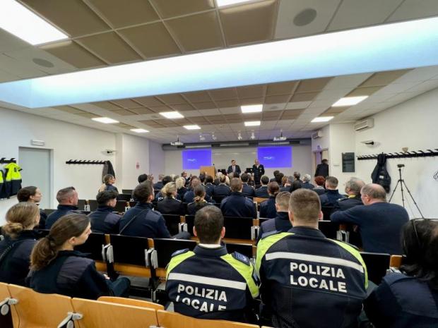 Incontro sindaco Polizia locae