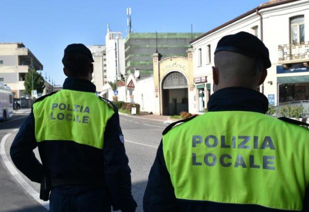 Polizia Locale controlli