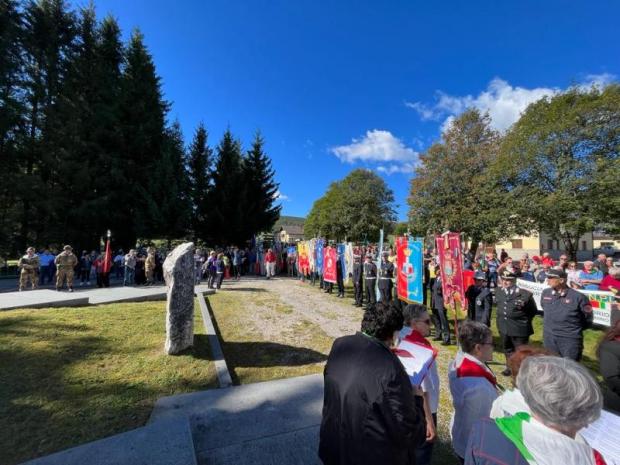 Raduno al monumento