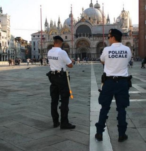 agenti della Polizia locale