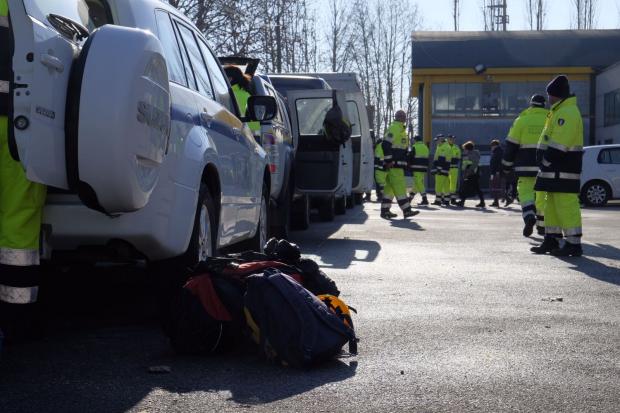 Mezzi e volontari protezione civile