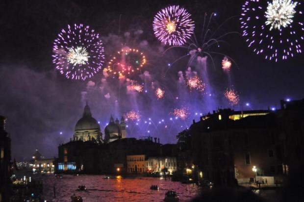 Fuochi di artificio nel Bacino di San Marco