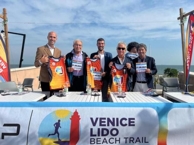 Venice Lido Beach Trail