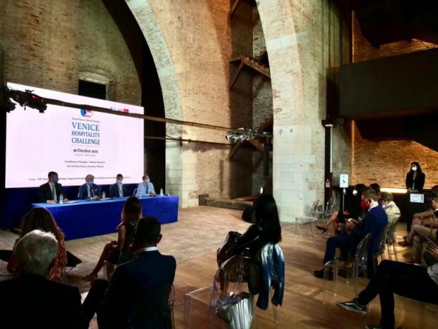 La conferenza stampa