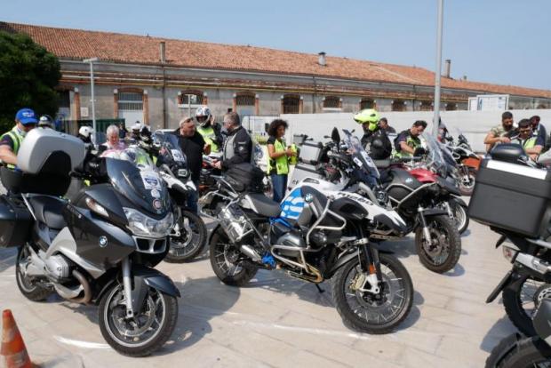 moto del moto club Polizia di Stato