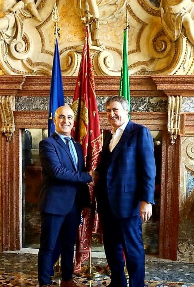 Il sindaco Brugnaro, con l'ambasciatore d'Israele in Italia Dror Eydar