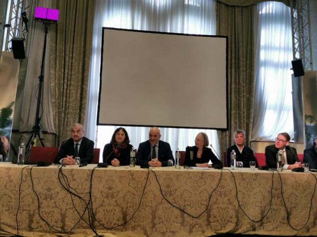 Croato e altri intervenuti